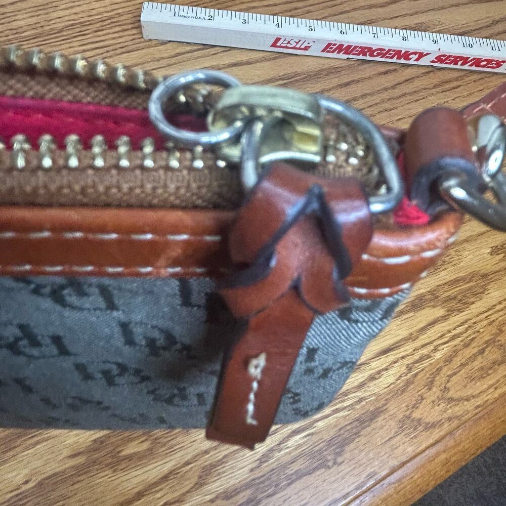 Dooney & Bourke Wallet Bag Width 9 inches Classic - Picture 5 of 6